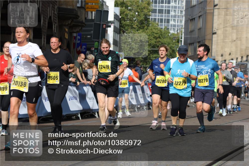 13.09.2026 - 21. swb-Marathon Bremen Strokosch-Dieckow http://msf.ph/oto/10385972 13.09.2026 11:07:38 Ziel 10205, 10488, 10695, 10748, 11100, 11123, 11246, 11393, 11417, 11600, 11696, 11759, 11767, 11822, 11823, 11865, 11917, 12020, 12173, 12210, 12255, 12266, 12536, 10595, 10661, 10674, 10830, 10871, 10937, 11037, 11515, 11643, 12024, 12097, 12194, 12307, 12509, 12511, 12512 meine-sportfotos.de