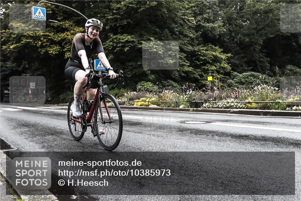 13.09.2026 - Stadtparktriathlon H.Heesch http://msf.ph/oto/10385973 13.09.2026 13:22:47 Radfahren 1261, 1312 meine-sportfotos.de