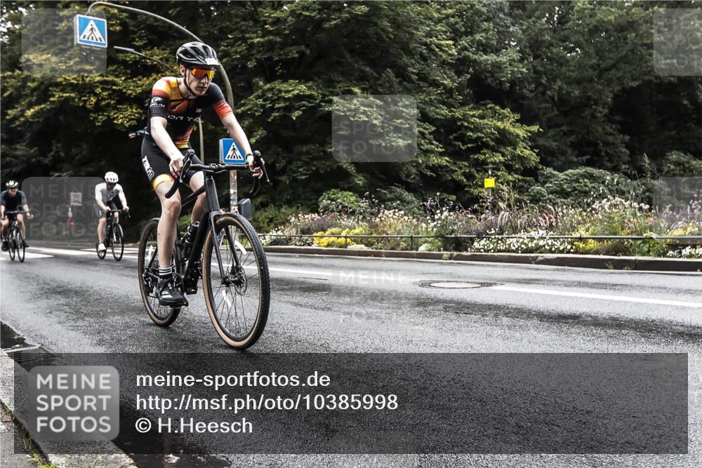 13.09.2026 - Stadtparktriathlon H.Heesch http://msf.ph/oto/10385998 13.09.2026 13:23:24 Radfahren 1379, 1381, 1459, 1476, 1524 meine-sportfotos.de