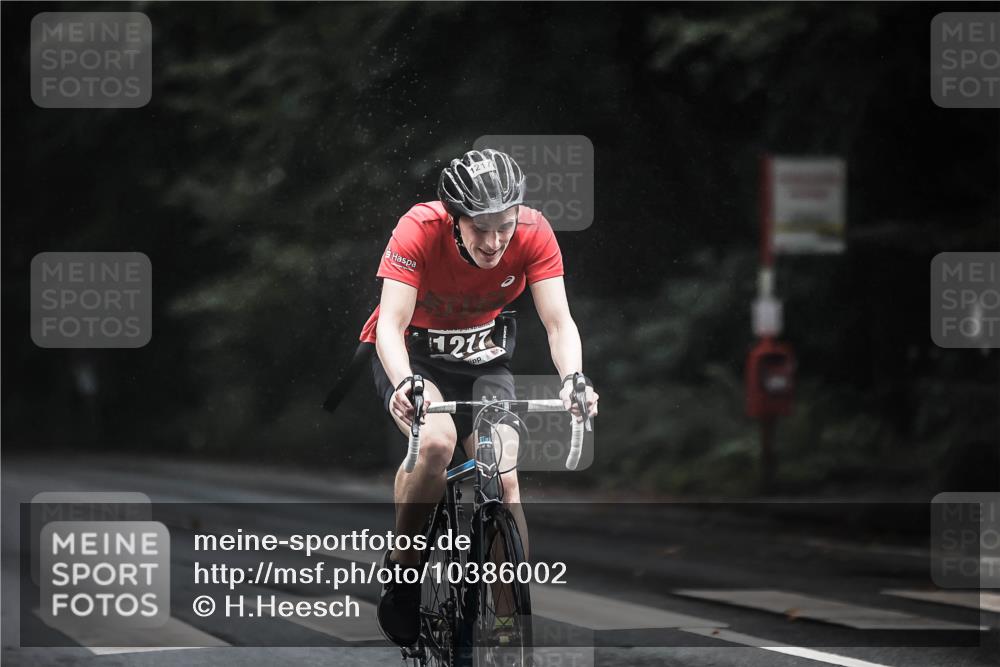 13.09.2026 - Stadtparktriathlon H.Heesch http://msf.ph/oto/10386002 13.09.2026 12:40:03 Radfahren 1069, 1217 meine-sportfotos.de