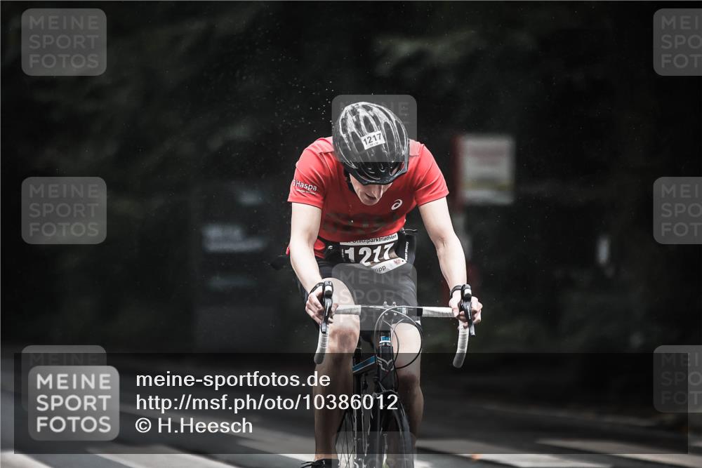 13.09.2026 - Stadtparktriathlon H.Heesch http://msf.ph/oto/10386012 13.09.2026 12:40:03 Radfahren 1069, 1217 meine-sportfotos.de