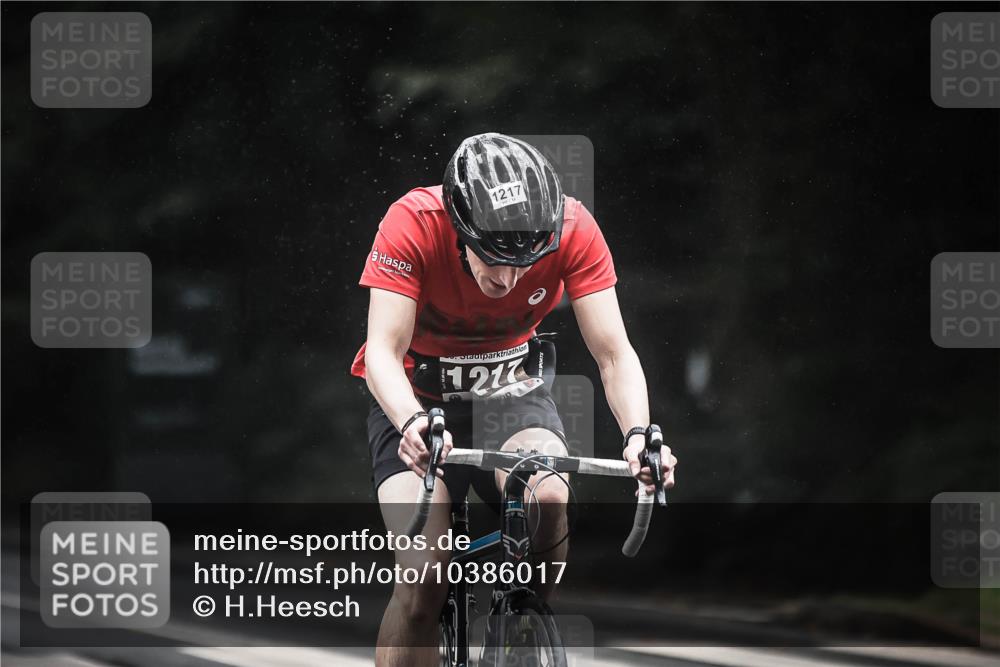 13.09.2026 - Stadtparktriathlon H.Heesch http://msf.ph/oto/10386017 13.09.2026 12:40:03 Radfahren 1069, 1217 meine-sportfotos.de