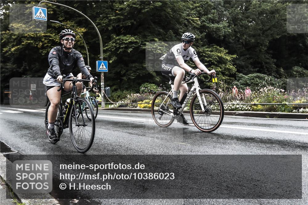 13.09.2026 - Stadtparktriathlon H.Heesch http://msf.ph/oto/10386023 13.09.2026 13:23:43 Radfahren 1286, 1317, 1434, 1525, 1529 meine-sportfotos.de