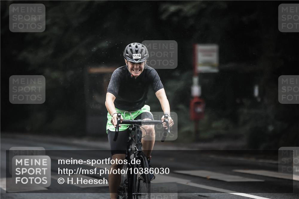 13.09.2026 - Stadtparktriathlon H.Heesch http://msf.ph/oto/10386030 13.09.2026 12:40:12 Radfahren 1080, 1116 meine-sportfotos.de