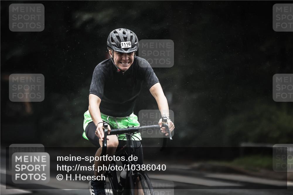 13.09.2026 - Stadtparktriathlon H.Heesch http://msf.ph/oto/10386040 13.09.2026 12:40:12 Radfahren 1080, 1116 meine-sportfotos.de