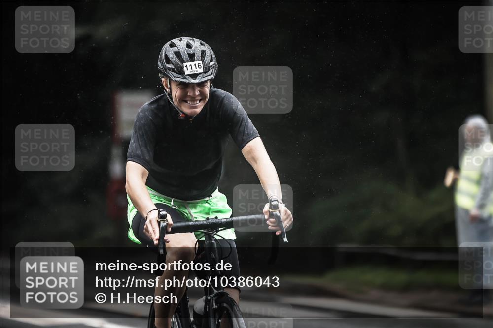 13.09.2026 - Stadtparktriathlon H.Heesch http://msf.ph/oto/10386043 13.09.2026 12:40:12 Radfahren 1080, 1116 meine-sportfotos.de