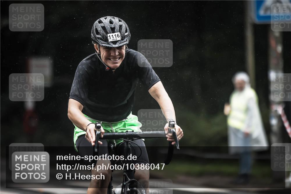 13.09.2026 - Stadtparktriathlon H.Heesch http://msf.ph/oto/10386047 13.09.2026 12:40:12 Radfahren 1080, 1116 meine-sportfotos.de