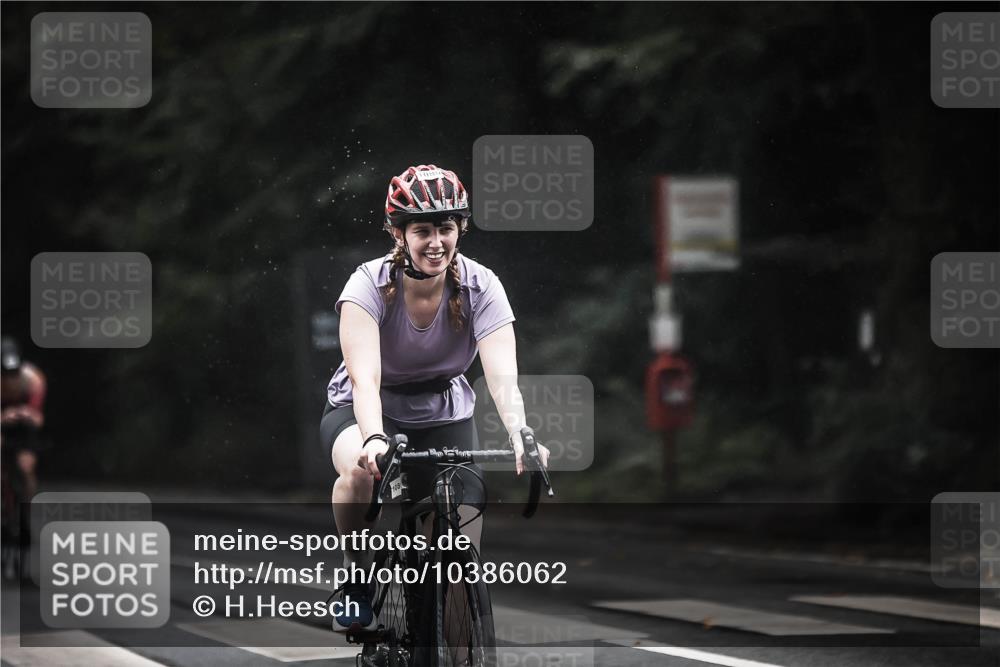 13.09.2026 - Stadtparktriathlon H.Heesch http://msf.ph/oto/10386062 13.09.2026 12:40:17 Radfahren 1080, 1116, 1135, 1198, 1265, 1271, 1291 meine-sportfotos.de