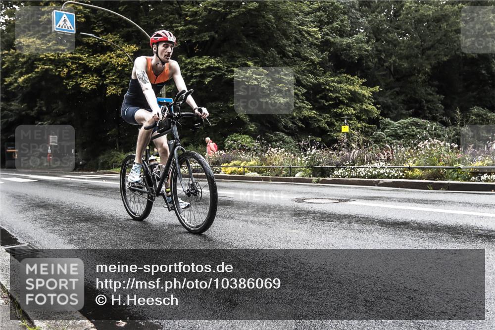 13.09.2026 - Stadtparktriathlon H.Heesch http://msf.ph/oto/10386069 13.09.2026 13:24:11 Radfahren 1199, 1289, 1351, 1426, 1446, 1450, 1452 meine-sportfotos.de