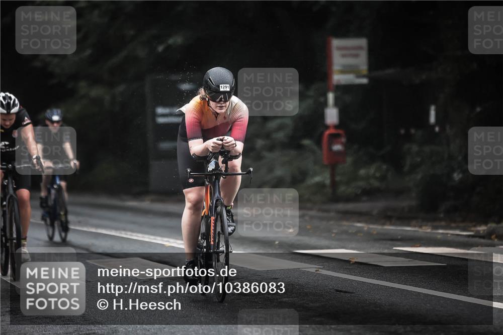 13.09.2026 - Stadtparktriathlon H.Heesch http://msf.ph/oto/10386083 13.09.2026 12:40:19 Radfahren 1080, 1135, 1198, 1260, 1265, 1271, 1291 meine-sportfotos.de