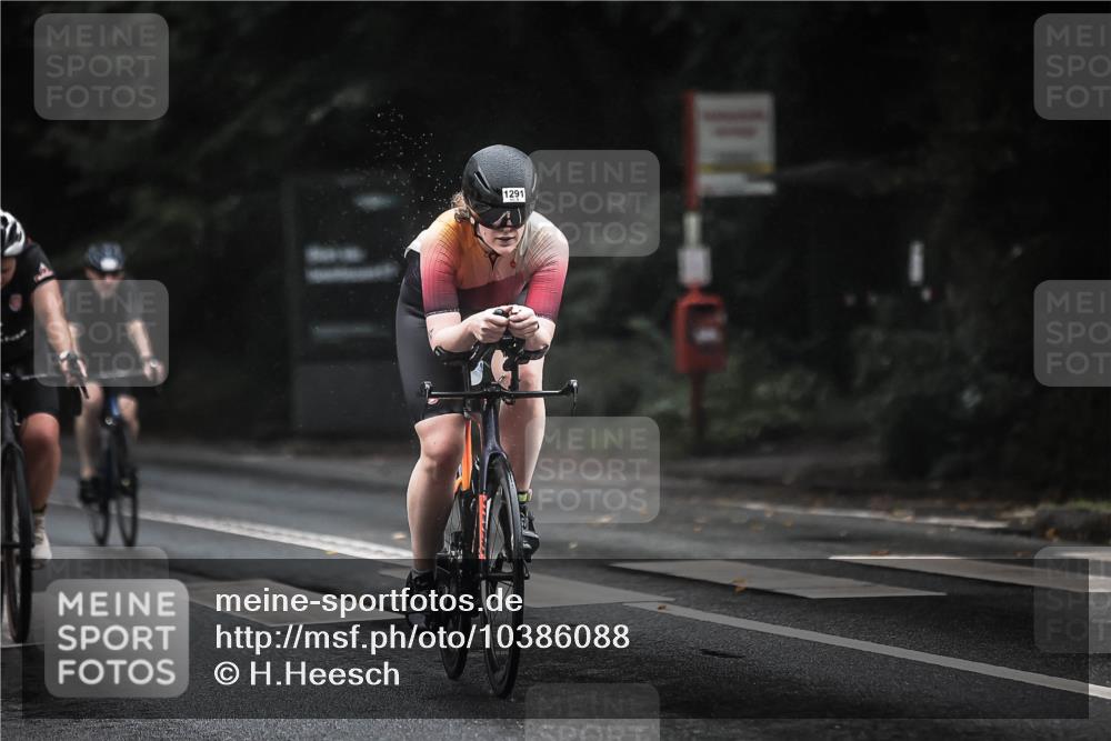 13.09.2026 - Stadtparktriathlon H.Heesch http://msf.ph/oto/10386088 13.09.2026 12:40:19 Radfahren 1080, 1135, 1198, 1260, 1265, 1271, 1291 meine-sportfotos.de