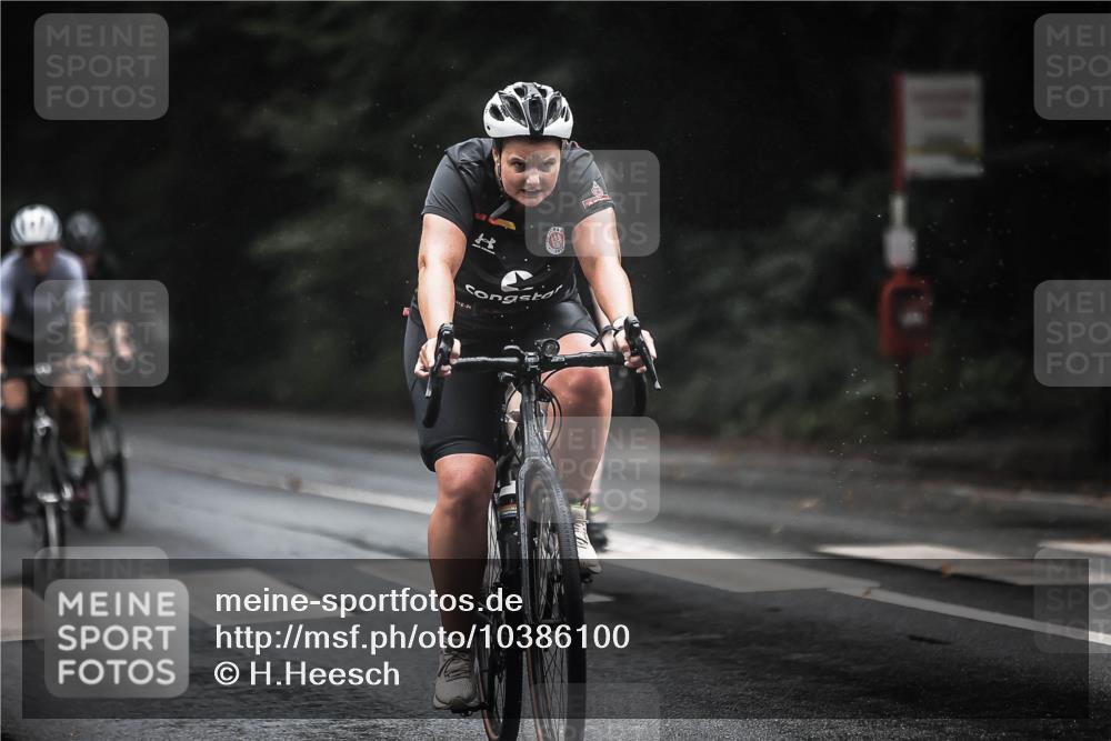 13.09.2026 - Stadtparktriathlon H.Heesch http://msf.ph/oto/10386100 13.09.2026 12:40:20 Radfahren 1080, 1135, 1186, 1198, 1260, 1265, 1271, 1291 meine-sportfotos.de