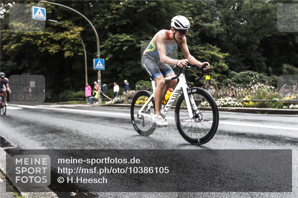 13.09.2026 - Stadtparktriathlon H.Heesch http://msf.ph/oto/10386105 13.09.2026 13:24:37 Radfahren 1359, 1427, 1428, 1445 meine-sportfotos.de