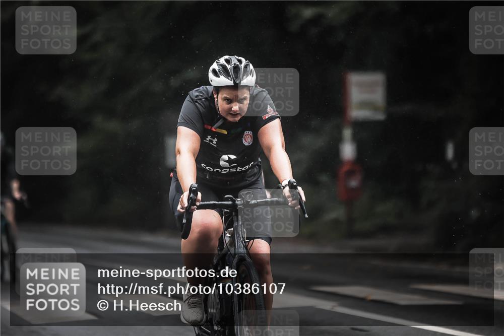 13.09.2026 - Stadtparktriathlon H.Heesch http://msf.ph/oto/10386107 13.09.2026 12:40:21 Radfahren 1080, 1135, 1186, 1198, 1260, 1265, 1271, 1275, 1291 meine-sportfotos.de