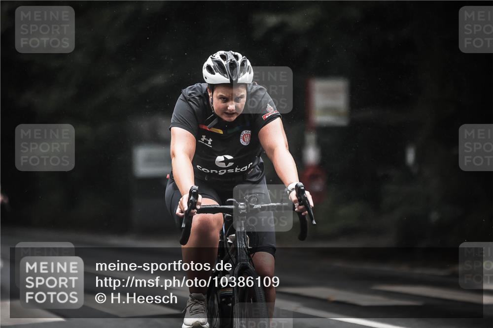 13.09.2026 - Stadtparktriathlon H.Heesch http://msf.ph/oto/10386109 13.09.2026 12:40:21 Radfahren 1080, 1135, 1186, 1198, 1260, 1265, 1271, 1275, 1291 meine-sportfotos.de