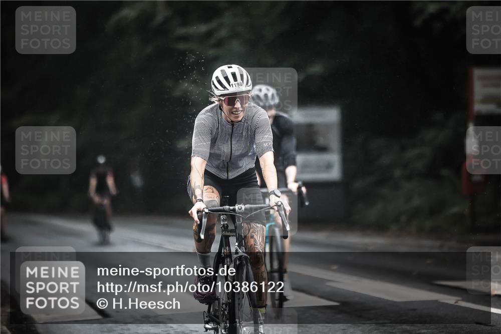 13.09.2026 - Stadtparktriathlon H.Heesch http://msf.ph/oto/10386122 13.09.2026 12:40:22 Radfahren 1080, 1135, 1186, 1198, 1260, 1265, 1271, 1275, 1291 meine-sportfotos.de