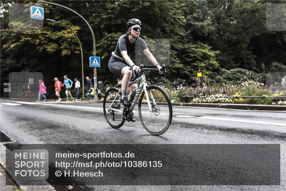 13.09.2026 - Stadtparktriathlon H.Heesch http://msf.ph/oto/10386135 13.09.2026 13:24:59 Radfahren 1412, 1437, 1509 meine-sportfotos.de