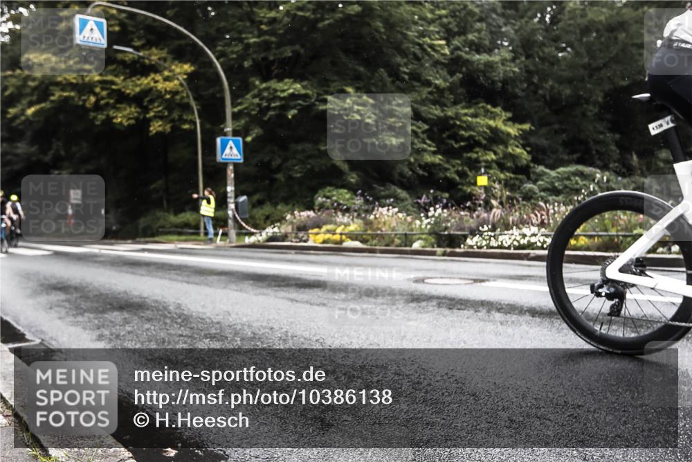 13.09.2026 - Stadtparktriathlon H.Heesch http://msf.ph/oto/10386138 13.09.2026 13:25:19 Radfahren 1211, 1336, 1362, 1368, 1383, 1491, 1492, 1527 meine-sportfotos.de