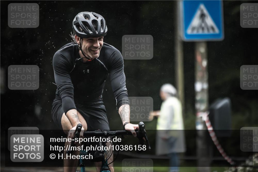 13.09.2026 - Stadtparktriathlon H.Heesch http://msf.ph/oto/10386158 13.09.2026 12:40:23 Radfahren 1080, 1135, 1186, 1198, 1260, 1265, 1271, 1275, 1291 meine-sportfotos.de