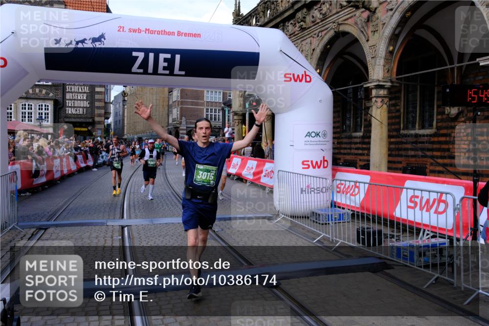 13.09.2026 - 21. swb-Marathon Bremen Tim E. http://msf.ph/oto/10386174 13.09.2026 13:25:14 Ziel 972, 1080, 1264, 2322, 2761, 3015, 4091, 4113, 4198, 4262, 4507, 4918, 4973, 5664, 6079, 6360, 6544, 6807, 6943, 7409, 7854, 8245, 8853, 9152, 10103 meine-sportfotos.de