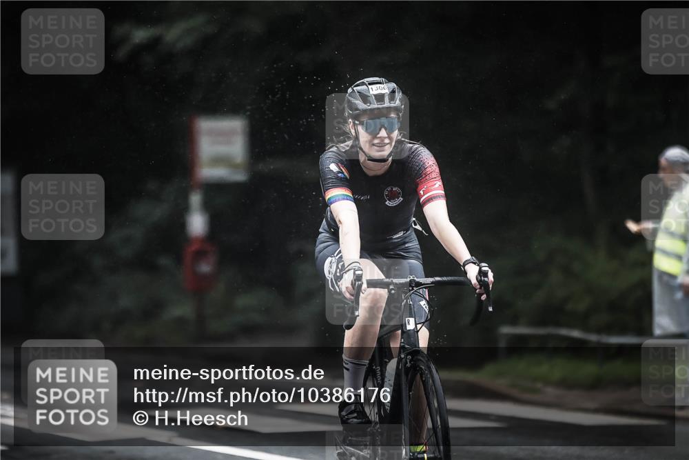 13.09.2026 - Stadtparktriathlon H.Heesch http://msf.ph/oto/10386176 13.09.2026 12:40:26 Radfahren 1135, 1186, 1198, 1260, 1265, 1271, 1275 meine-sportfotos.de