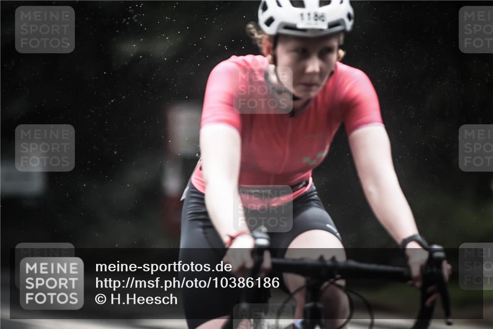 13.09.2026 - Stadtparktriathlon H.Heesch http://msf.ph/oto/10386186 13.09.2026 12:40:27 Radfahren 1070, 1186, 1198, 1260, 1265, 1271, 1275 meine-sportfotos.de