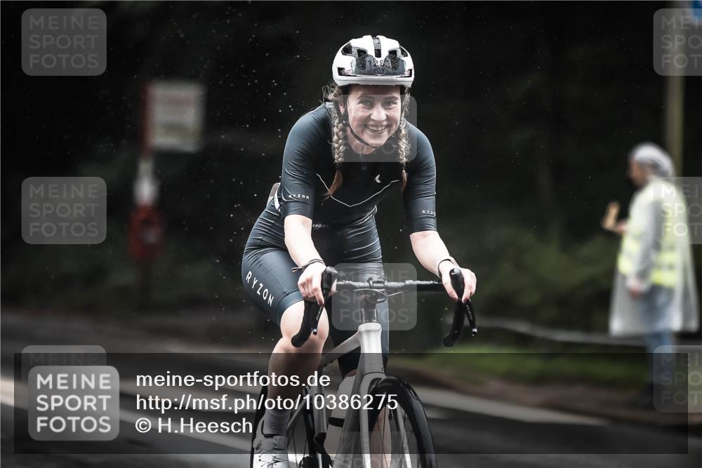 13.09.2026 - Stadtparktriathlon H.Heesch http://msf.ph/oto/10386275 13.09.2026 12:40:46 Radfahren 1283 meine-sportfotos.de