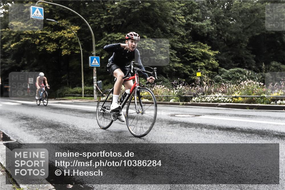13.09.2026 - Stadtparktriathlon H.Heesch http://msf.ph/oto/10386284 13.09.2026 13:27:05 Radfahren 1350, 1367, 1411, 1478, 1507 meine-sportfotos.de