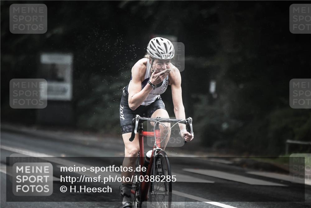 13.09.2026 - Stadtparktriathlon H.Heesch http://msf.ph/oto/10386285 13.09.2026 12:40:53 Radfahren 954, 1124, 1166, 1216 meine-sportfotos.de