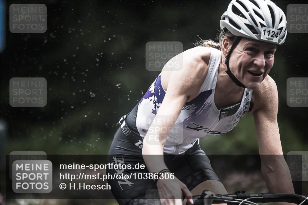 13.09.2026 - Stadtparktriathlon H.Heesch http://msf.ph/oto/10386306 13.09.2026 12:40:54 Radfahren 954, 1124, 1166, 1216 meine-sportfotos.de