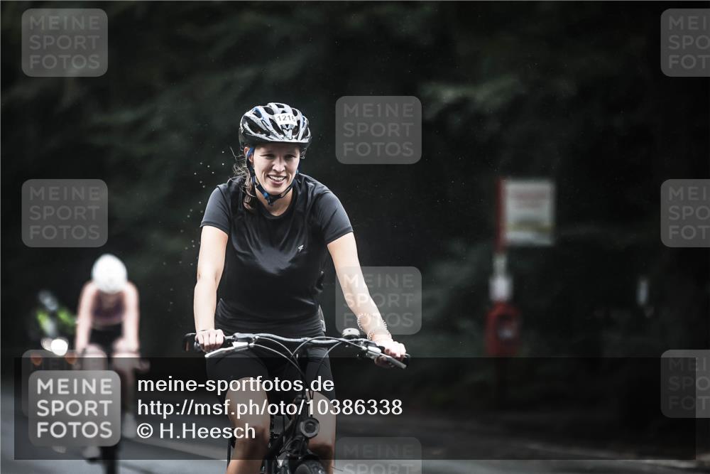 13.09.2026 - Stadtparktriathlon H.Heesch http://msf.ph/oto/10386338 13.09.2026 12:40:57 Radfahren 954, 1124, 1166, 1216, 1308 meine-sportfotos.de