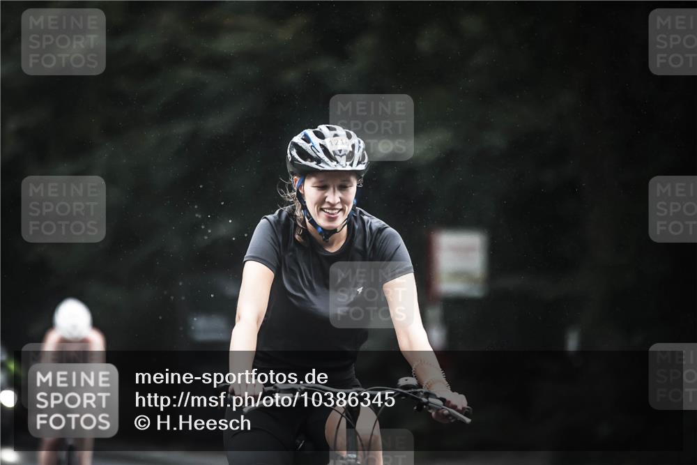 13.09.2026 - Stadtparktriathlon H.Heesch http://msf.ph/oto/10386345 13.09.2026 12:40:57 Radfahren 954, 1124, 1166, 1216, 1308 meine-sportfotos.de