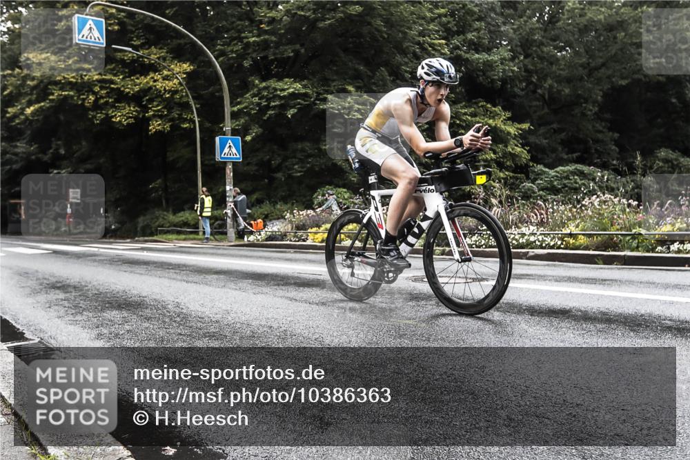 13.09.2026 - Stadtparktriathlon H.Heesch http://msf.ph/oto/10386363 13.09.2026 13:27:58 Radfahren 1397, 1460 meine-sportfotos.de