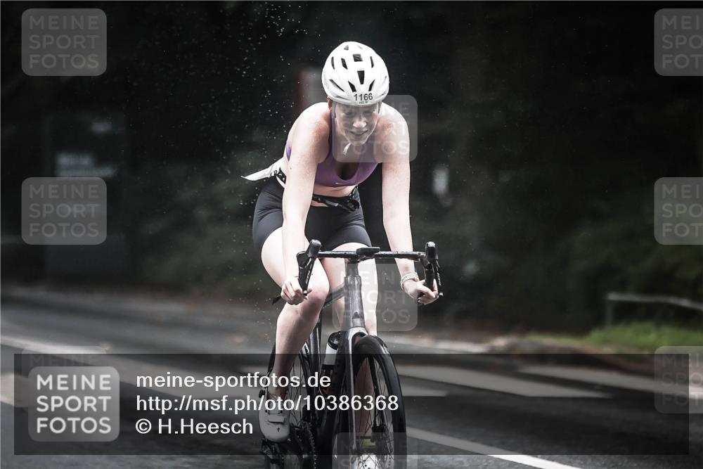 13.09.2026 - Stadtparktriathlon H.Heesch http://msf.ph/oto/10386368 13.09.2026 12:40:59 Radfahren 954, 1124, 1166, 1216, 1241, 1244, 1308 meine-sportfotos.de