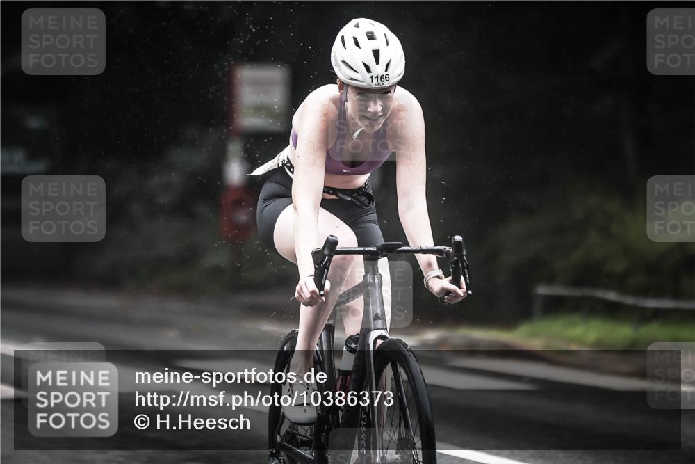 13.09.2026 - Stadtparktriathlon H.Heesch http://msf.ph/oto/10386373 13.09.2026 12:40:59 Radfahren 954, 1124, 1166, 1216, 1241, 1244, 1308 meine-sportfotos.de