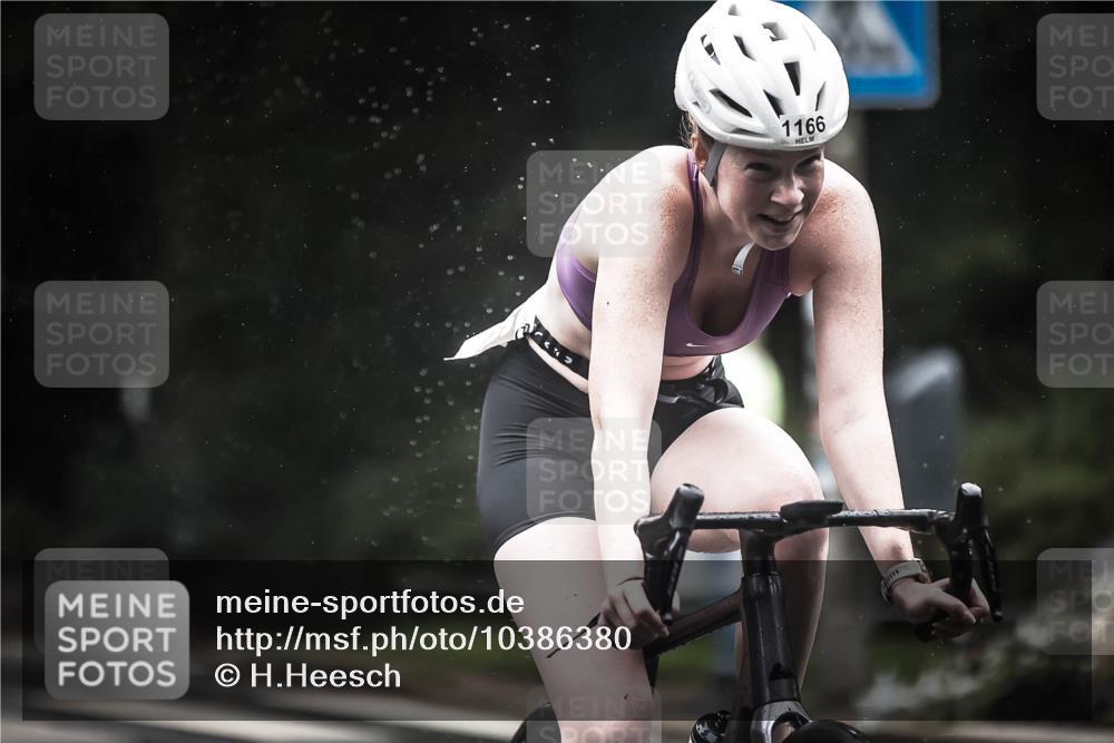 13.09.2026 - Stadtparktriathlon H.Heesch http://msf.ph/oto/10386380 13.09.2026 12:40:59 Radfahren 954, 1124, 1166, 1216, 1241, 1244, 1308 meine-sportfotos.de