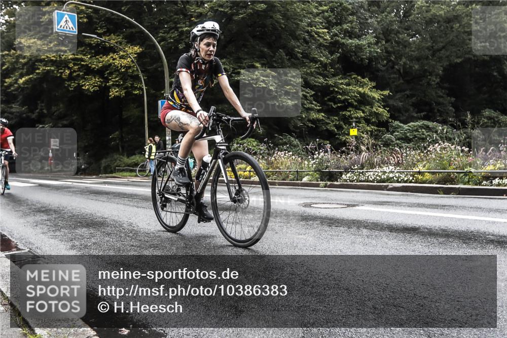 13.09.2026 - Stadtparktriathlon H.Heesch http://msf.ph/oto/10386383 13.09.2026 13:28:07 Radfahren 1334, 1347, 1355, 1356, 1364, 1448 meine-sportfotos.de