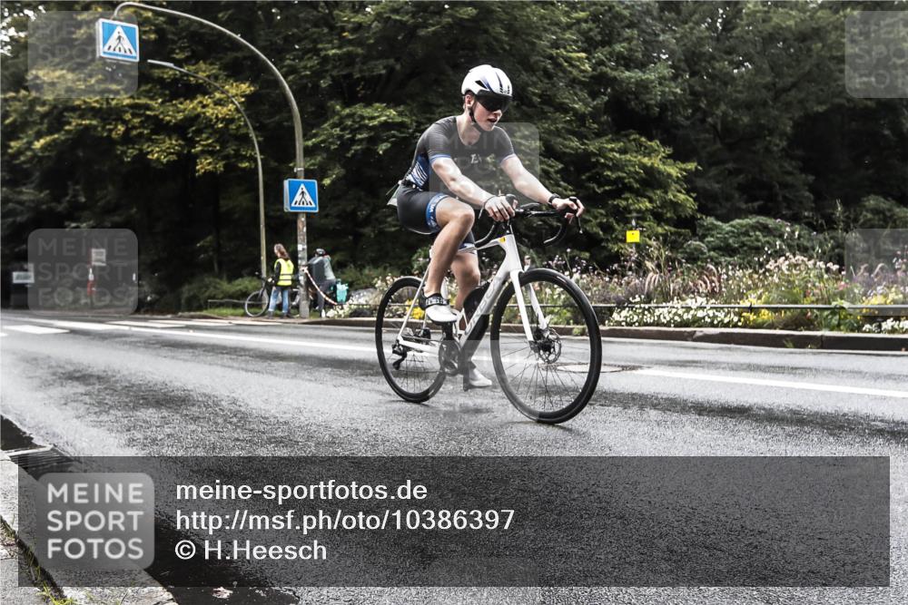 13.09.2026 - Stadtparktriathlon H.Heesch http://msf.ph/oto/10386397 13.09.2026 13:28:14 Radfahren 1314, 1458, 1511 meine-sportfotos.de