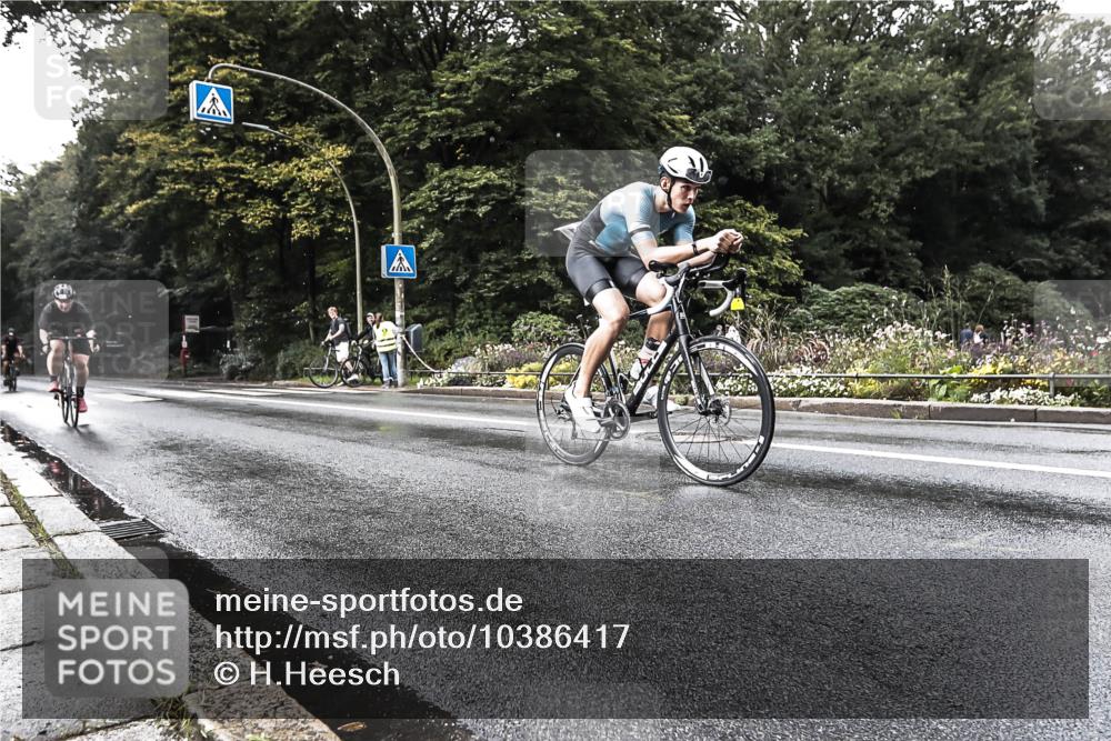 13.09.2026 - Stadtparktriathlon H.Heesch http://msf.ph/oto/10386417 13.09.2026 12:00:09 Radfahren 722, 1021, 1054, 1061 meine-sportfotos.de
