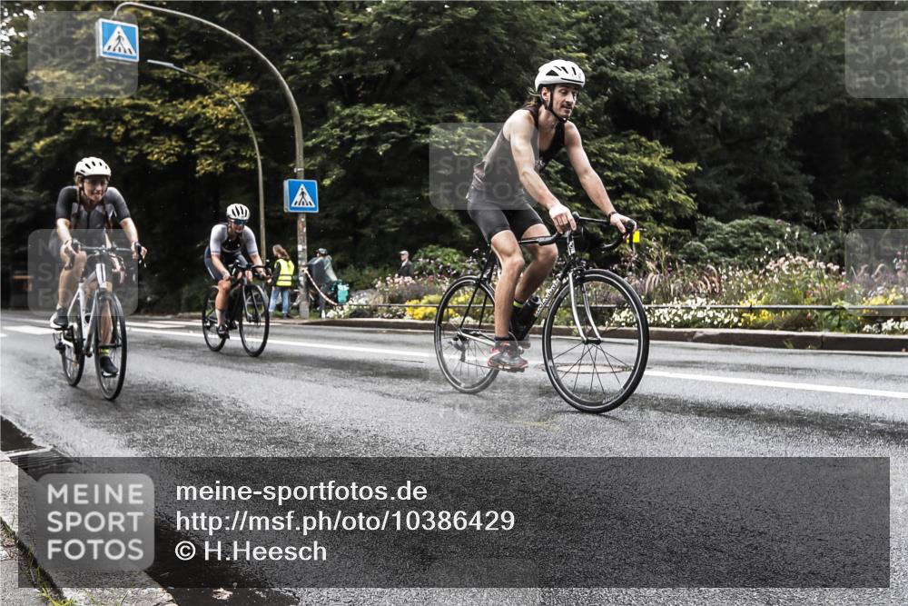 13.09.2026 - Stadtparktriathlon H.Heesch http://msf.ph/oto/10386429 13.09.2026 13:28:28 Radfahren 1369, 1373, 1388, 1407, 1420, 1425, 1464, 1482 meine-sportfotos.de