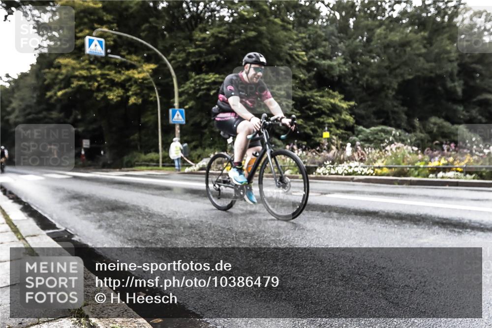 13.09.2026 - Stadtparktriathlon H.Heesch http://msf.ph/oto/10386479 13.09.2026 12:00:58 Radfahren 715, 841, 852, 1064 meine-sportfotos.de