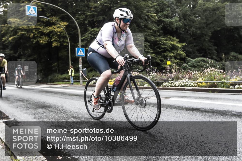 13.09.2026 - Stadtparktriathlon H.Heesch http://msf.ph/oto/10386499 13.09.2026 13:29:24 Radfahren 1212, 1237, 1386, 1406, 1430 meine-sportfotos.de