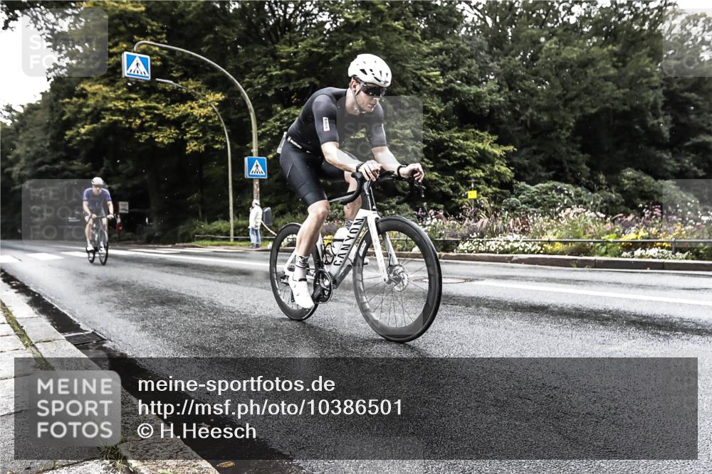 13.09.2026 - Stadtparktriathlon H.Heesch http://msf.ph/oto/10386501 13.09.2026 12:01:17 Radfahren 728, 874, 1006, 1050 meine-sportfotos.de