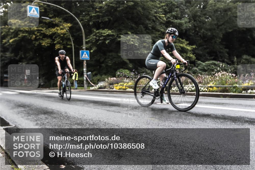 13.09.2026 - Stadtparktriathlon H.Heesch http://msf.ph/oto/10386508 13.09.2026 13:29:25 Radfahren 1212, 1237, 1386, 1406, 1430, 1453 meine-sportfotos.de