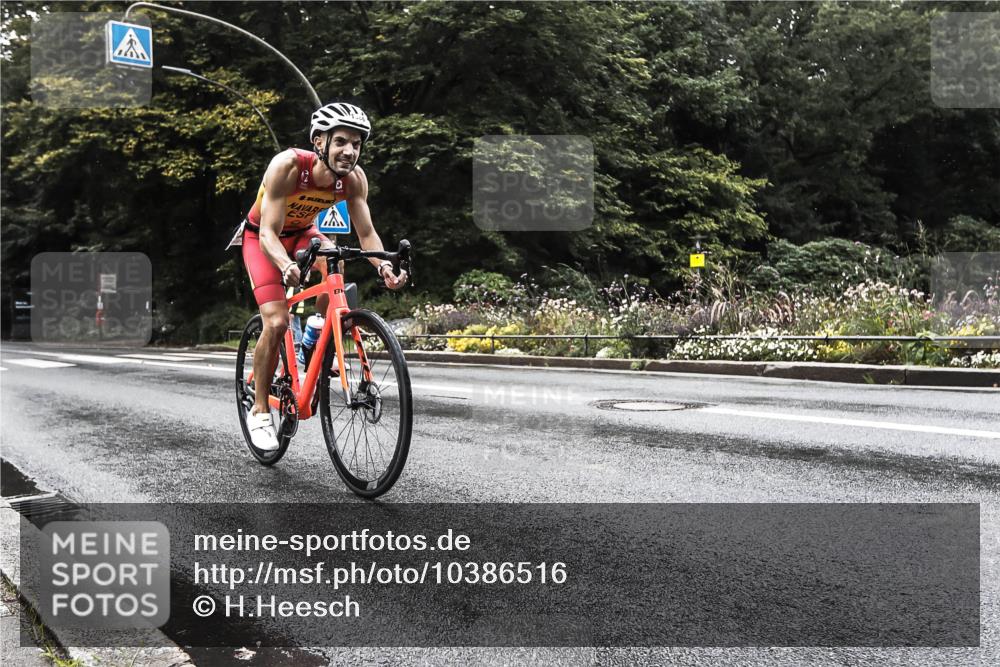 13.09.2026 - Stadtparktriathlon H.Heesch http://msf.ph/oto/10386516 13.09.2026 13:29:26 Radfahren 1212, 1237, 1386, 1406, 1430, 1453 meine-sportfotos.de