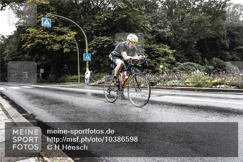 13.09.2026 - Stadtparktriathlon H.Heesch http://msf.ph/oto/10386598 13.09.2026 12:02:16 Radfahren 780, 869, 949, 977 meine-sportfotos.de