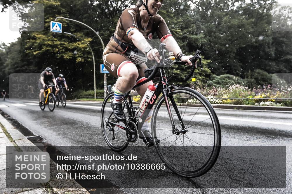 13.09.2026 - Stadtparktriathlon H.Heesch http://msf.ph/oto/10386665 13.09.2026 12:02:48 Radfahren 755, 859, 1020, 1044 meine-sportfotos.de