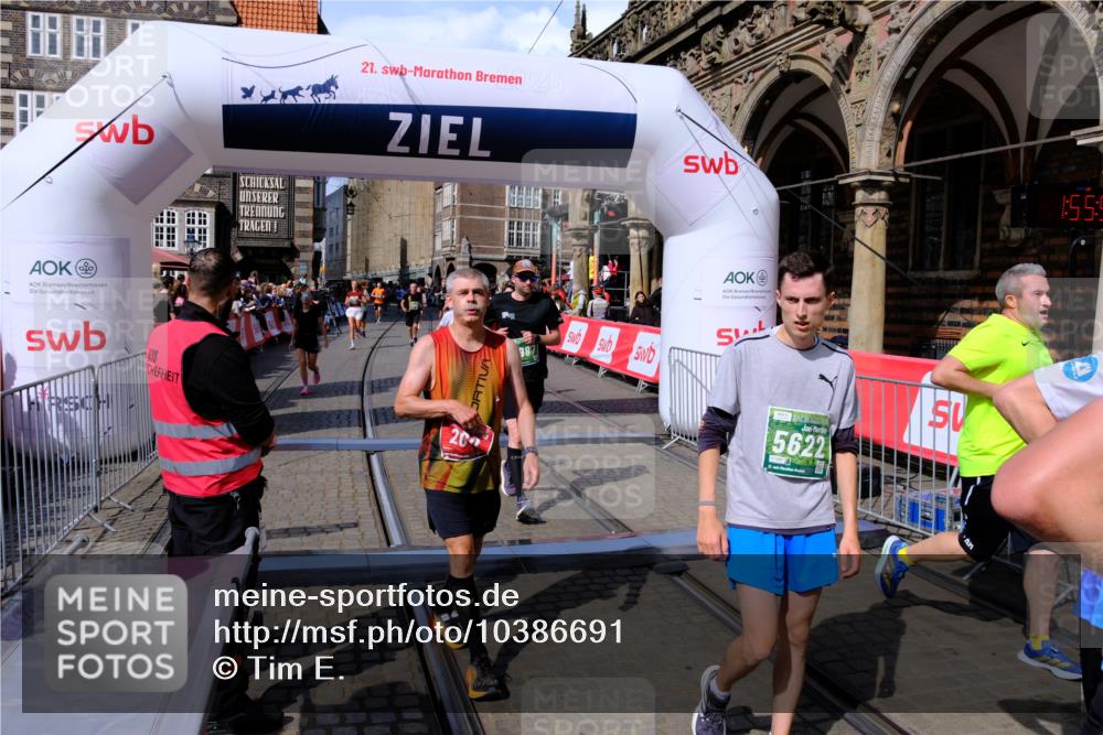 13.09.2026 - 21. swb-Marathon Bremen Tim E. http://msf.ph/oto/10386691 13.09.2026 13:26:14 Ziel 150, 1163, 1647, 2033, 2062, 2666, 2708, 2781, 2987, 3248, 3516, 3722, 4067, 4161, 4411, 4476, 4842, 5013, 5558, 5622, 5701, 6135, 6605, 7638, 7780, 8271, 8361, 8592, 9266, 9794 meine-sportfotos.de