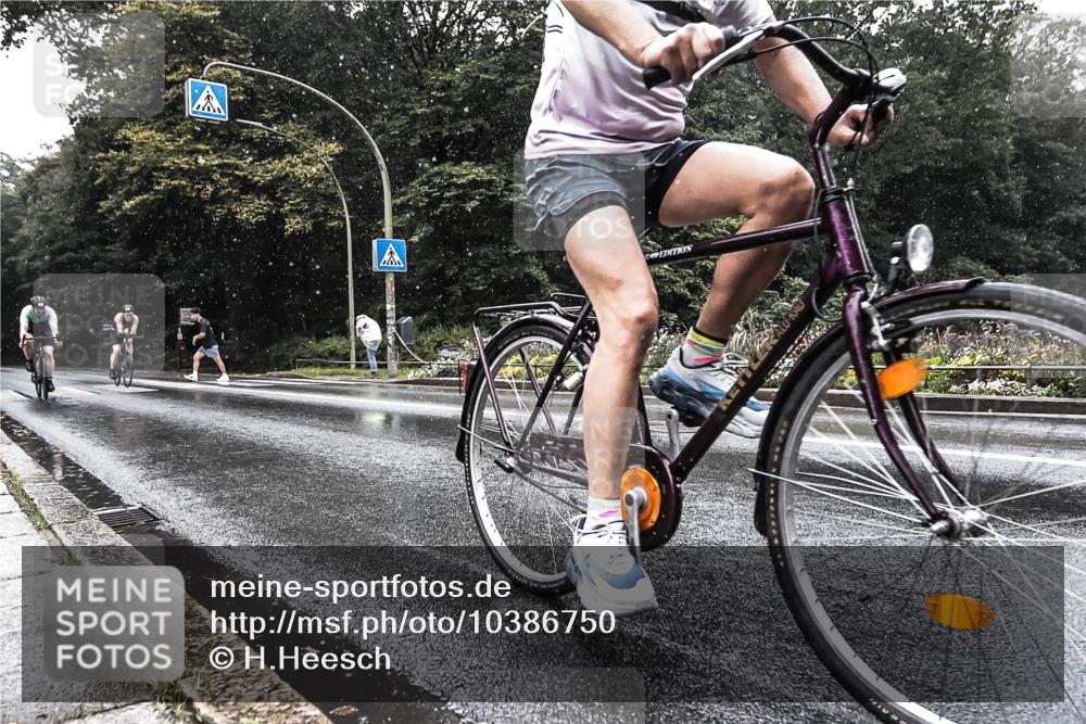 13.09.2026 - Stadtparktriathlon H.Heesch http://msf.ph/oto/10386750 13.09.2026 12:03:46 Radfahren 759, 887, 893, 914, 941, 996 meine-sportfotos.de
