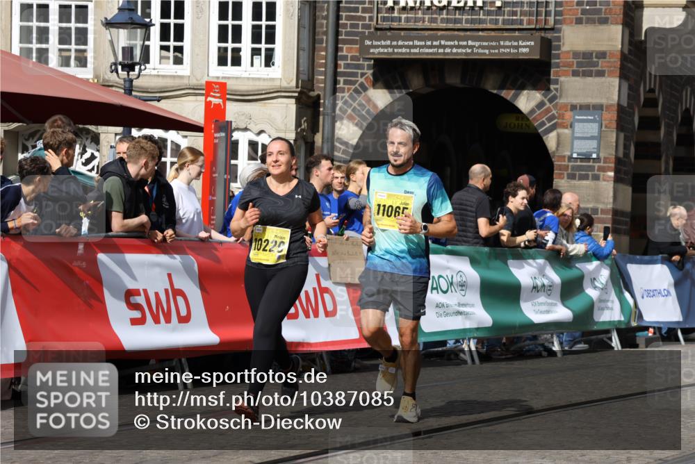 13.09.2026 - 21. swb-Marathon Bremen Strokosch-Dieckow http://msf.ph/oto/10387085 13.09.2026 11:08:42 Ziel 10135, 10188, 10793, 10851, 11032, 11124, 11263, 11509, 11560, 11561, 11888, 11968, 12073, 12164, 12315, 12325, 12410, 12516, 10469, 10599, 11053, 11074, 11421, 11434, 11710, 11718, 11812, 12256, 12353, 12438, 12517 meine-sportfotos.de